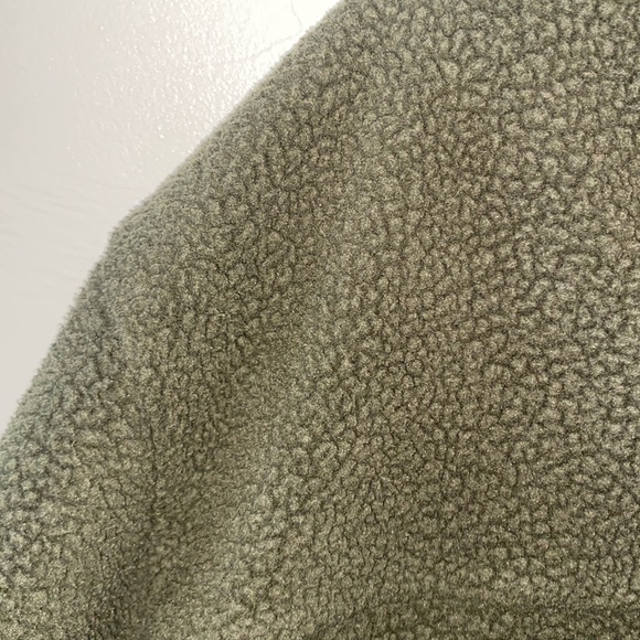 Dark green Columbia pullover - Picture 3 of 5
